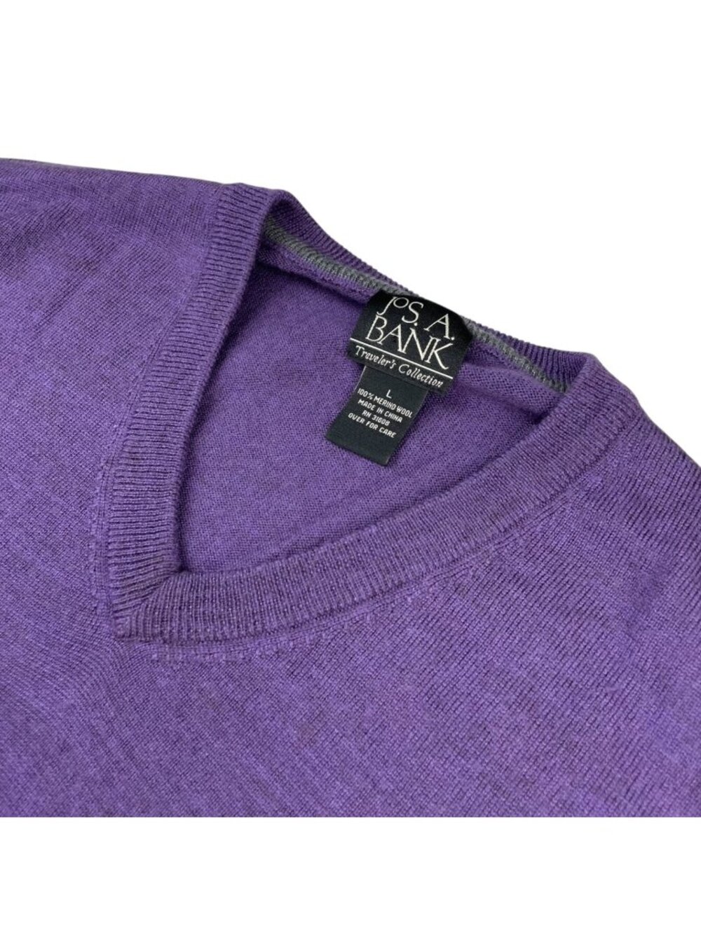 Jos. A. Bank Men’s 100% Merino Wool V-Neck Pullover Sweater Purple • Large